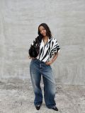 Star-Embroidered Straight-Leg Jeans GYLN-0965