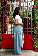 Plus Size Washed Straight Jeans(With Square Scarf)GYLN-5699