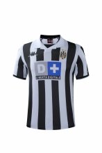 1999-2000 Juventus Home Retro Jersey
