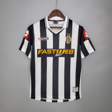 01/02 Juventus Home Retro Jersey