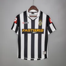 01/02 Juventus Home Retro Jersey
