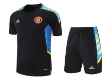21/22 Manchester United Black Training Set--Short sleeve and Short Pant Training Tracksuit