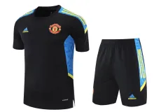21/22 Manchester United Black Training Set--Short sleeve and Short Pant Training Tracksuit