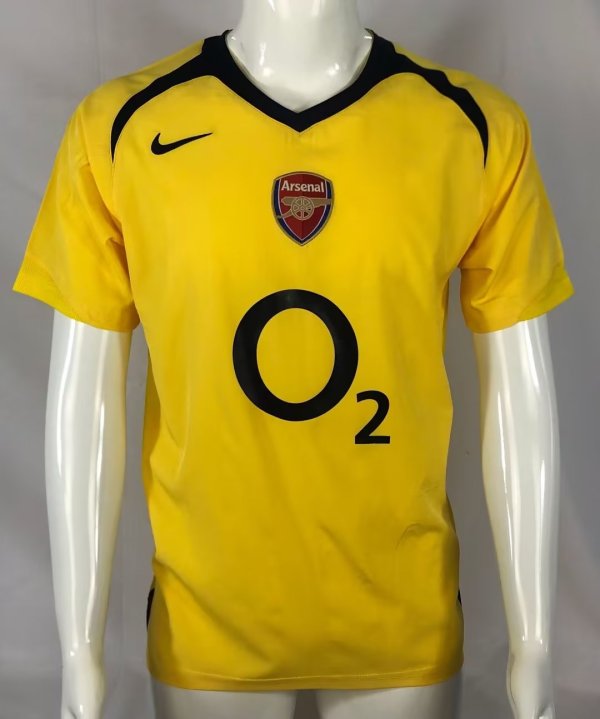 05/06 Arsenal Away Retro Jersey