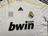 09/10 Real Madrid Home Retro Jersey