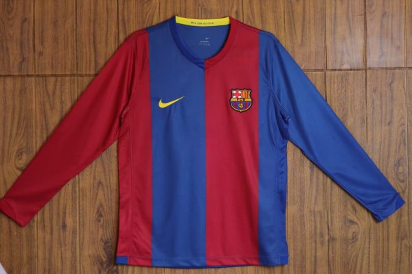 06/07 Barcelona Home Retro Jersey Long Sleeve