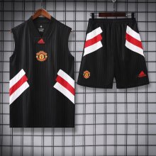23/24 Manchester United Black Vest Training Tracksuit