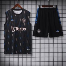 22/23 Manchester United Black Vest Training Tracksuit