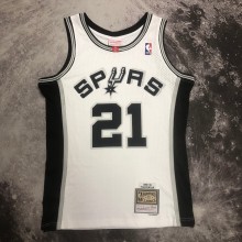NBA Men 98-99 San Antonio Spurs White #21 DUNCAN Classics Swingman Jersey
