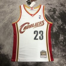 NBA Season 03-04 Men Cleveland Cavaliers White #23 JAMES Classics Swingman Jersey