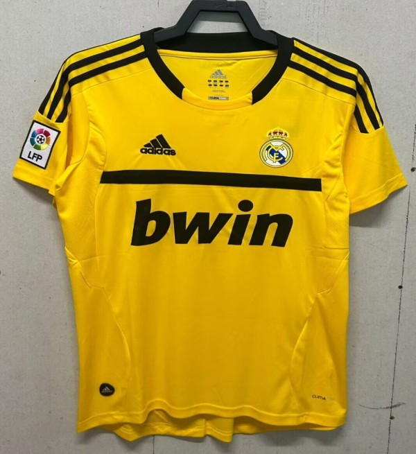 11/12 Real Madrid Goalkeeper Yellow Retro Jersey