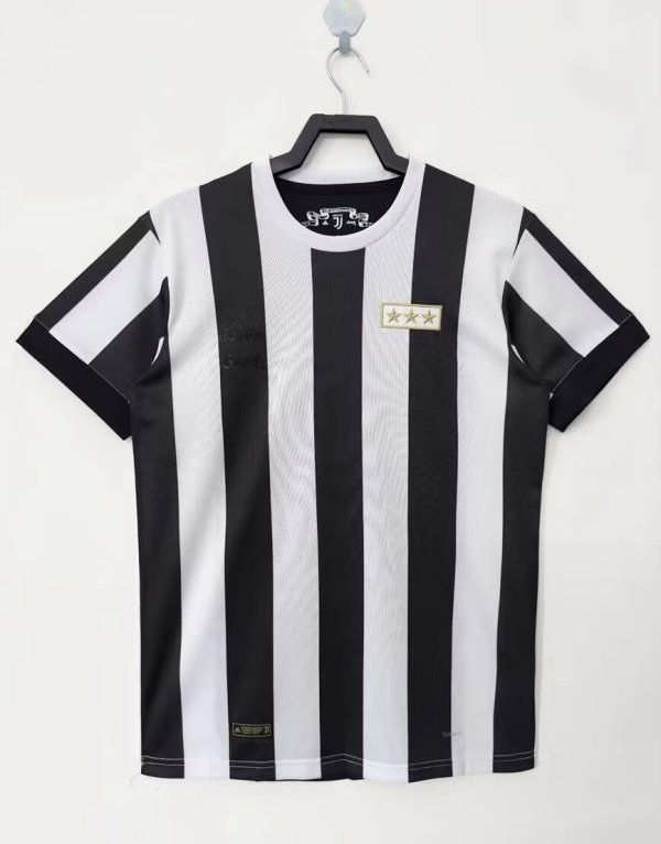 Juventus 120th anniversary Jersey Fans Version