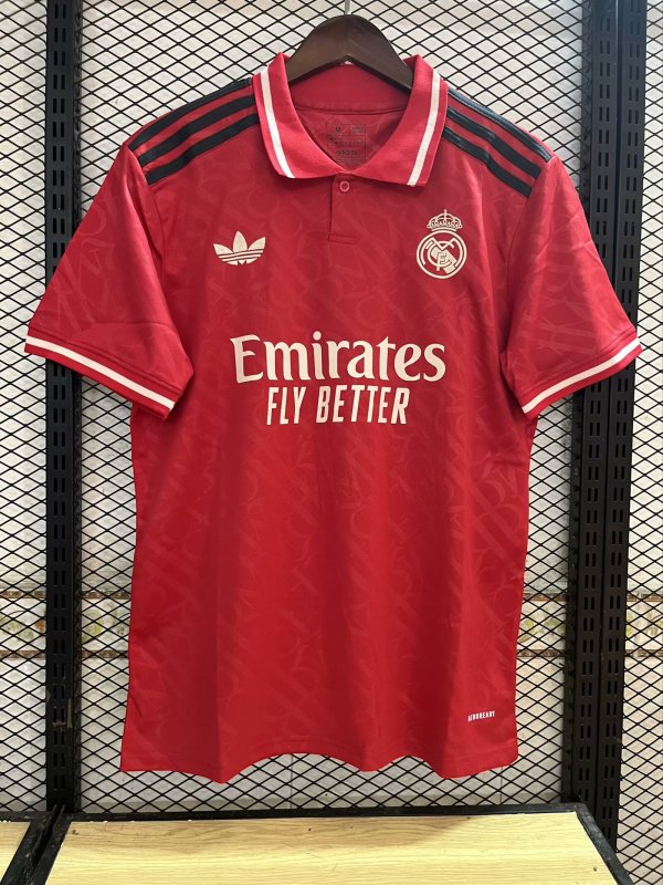 24/25 Real Madrid Red Jersey Fan Version 1:1 Quality