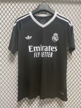 24/25 Real Madrid Goalkeeper Black Jersey Fan Version