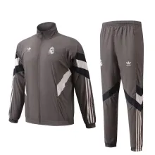 24/26 Real Madrid Windbreaker Jacket Set Thai Quality