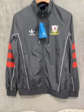 24/25 Liverpool Black Windbreaker Jacket  Thai Quality