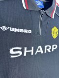 98/99 Man United Black Retro Jersey