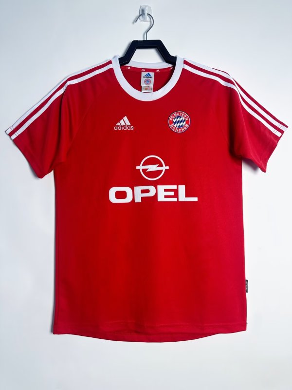 01/02 Bayern Munich Home Retro Jersey