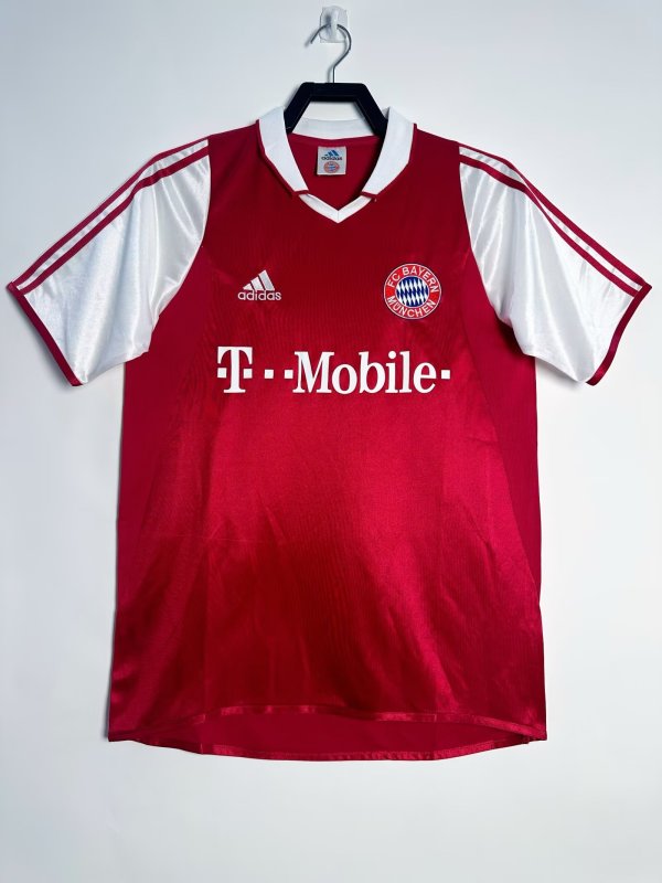 03/04 Bayern Munich Away Retro Jersey