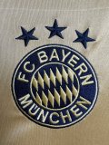 03/04 Bayern Munich Away Retro Jersey