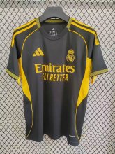 25/26 Real Madrid Black Training Jersey Fan Version