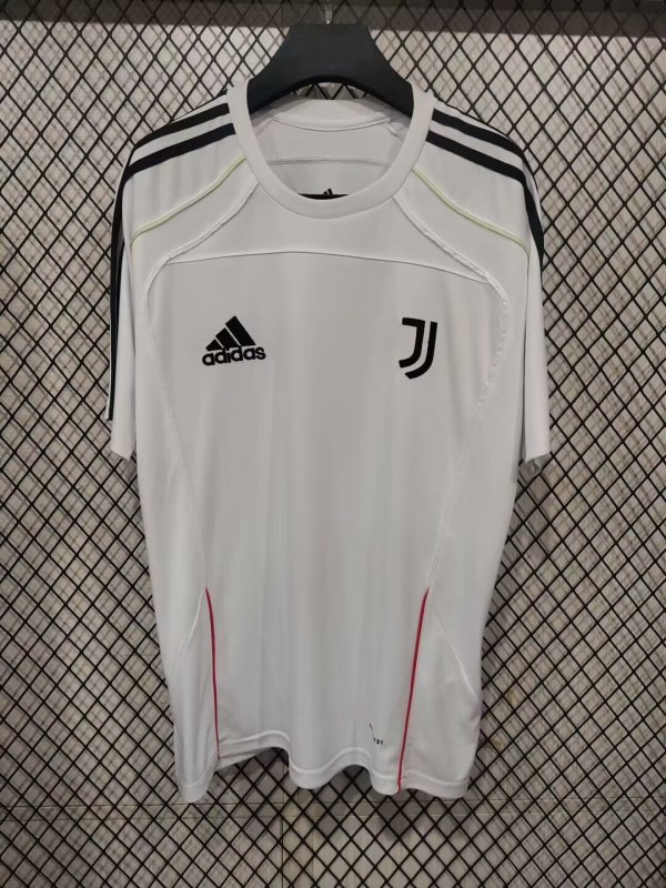 25/26 Juventus Training Jersey Fans Version 1:1 Quality