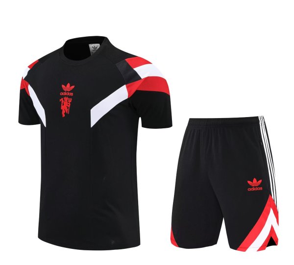 25/26 Manchester United Training Tracksuit