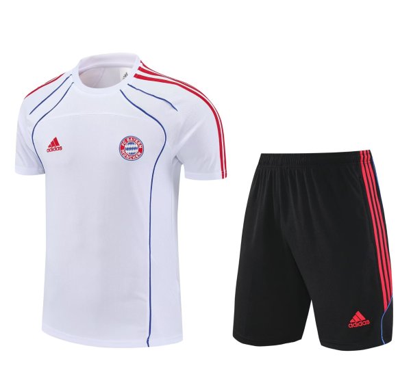 25/26 Bayern Munich Training Tracksuit