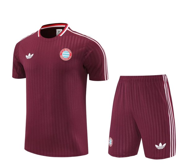 25/26 Bayern Munich Training Tracksuit