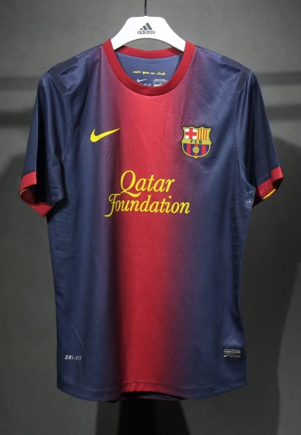 12/13 Barcelona Home Retro Jersey Player Version  1:1 Quality  球员版