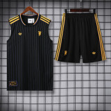 25/26 Manchester United Black Vest Training Tracksuit