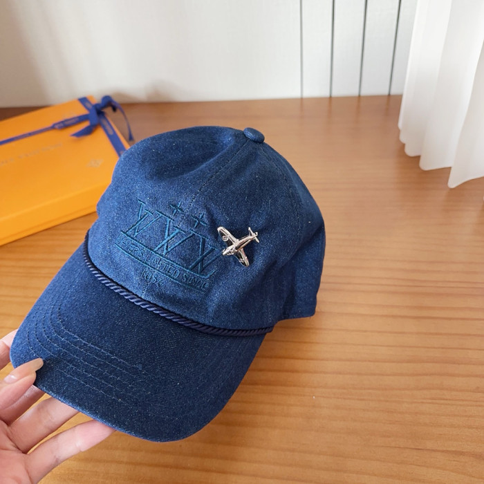 Men Women Classical Baseball Cap Visor Sun Hat Summer Headwear Peaked Cap Unisex