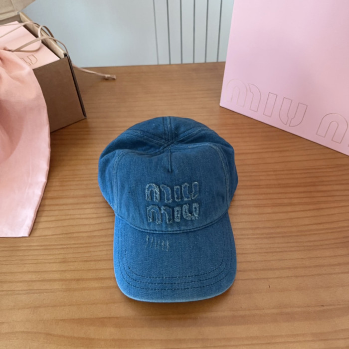 Men Women Classical Baseball Cap Visor Sun Hat Summer Headwear Peaked Cap Unisex