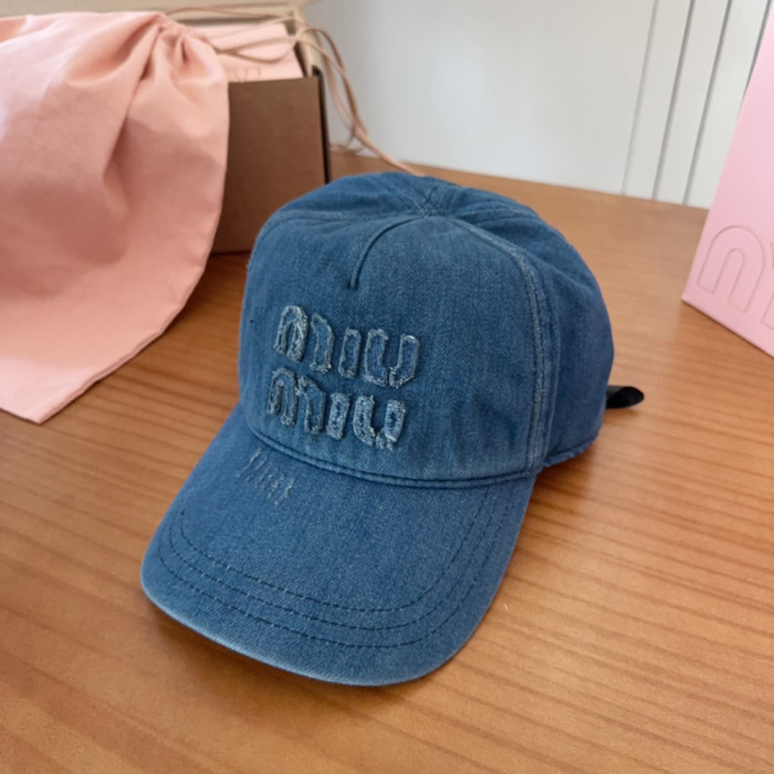 Men Women Classical Baseball Cap Visor Sun Hat Summer Headwear Peaked Cap Unisex