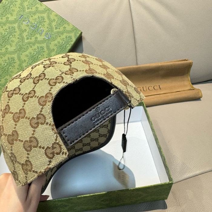 Men Women Classical Baseball Cap Visor Sun Hat Summer Headwear Peaked Cap Unisex