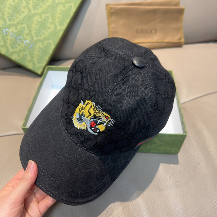 Men Women Classical Baseball Cap Visor Sun Hat Summer Headwear Peaked Cap Unisex