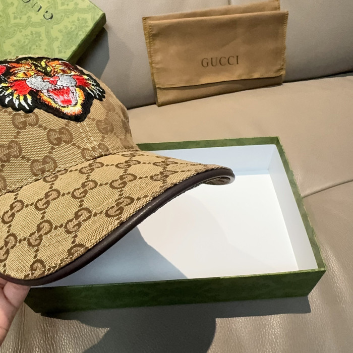 Men Women Classical Baseball Cap Visor Sun Hat Summer Headwear Peaked Cap Unisex