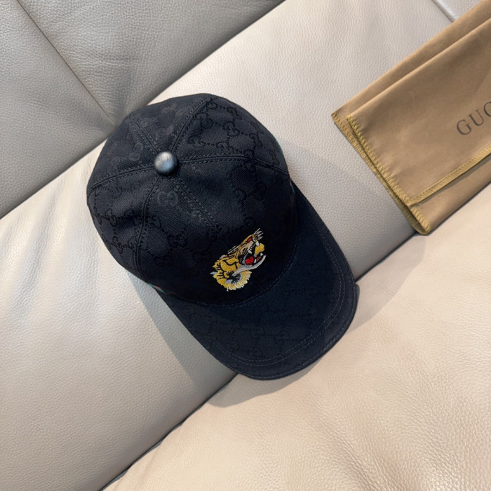 Men Women Classical Baseball Cap Visor Sun Hat Summer Headwear Peaked Cap Unisex