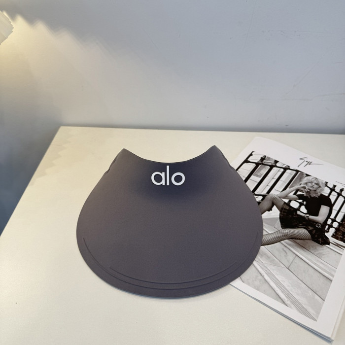 Men Women Classical Baseball Cap Visor Sun Hat Summer Headwear Peaked Cap Unisex