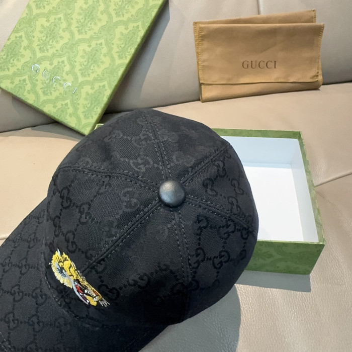 Men Women Classical Baseball Cap Visor Sun Hat Summer Headwear Peaked Cap Unisex