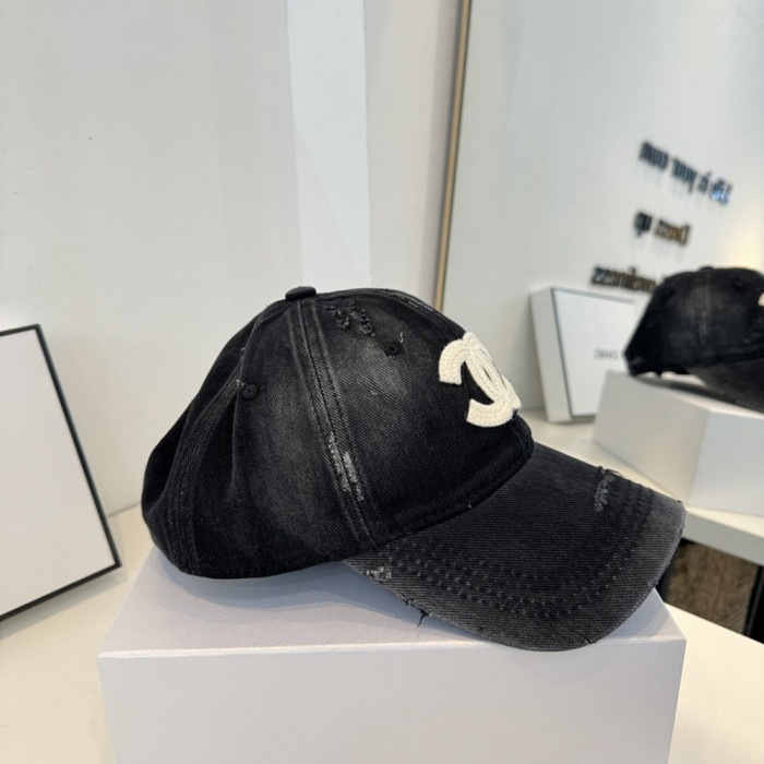 Men Women Classical Baseball Cap Visor Sun Hat Summer Headwear Peaked Cap Unisex