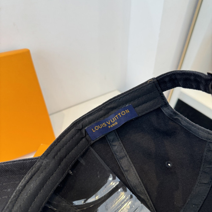 Men Women Classical Baseball Cap Visor Sun Hat Summer Headwear Peaked Cap Unisex