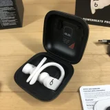 Powerbeats Pro - White