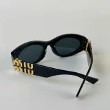 Miu Glimpse sunglasses